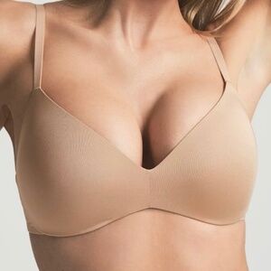NWT – SKIMS (Size 32H) Body Push-Up Bra – Clay